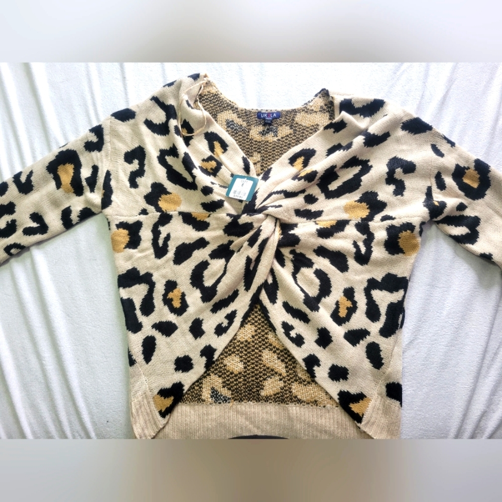 Sweater *2/20*